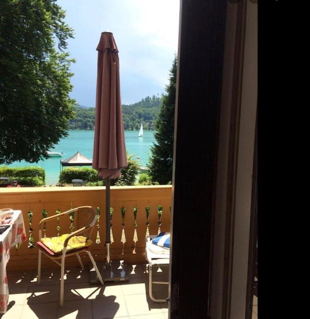 Pörtschach am WörtherseeSeehaus Hochauer Direkter Seezugang Woertherseeアパートメント エクステリア 写真